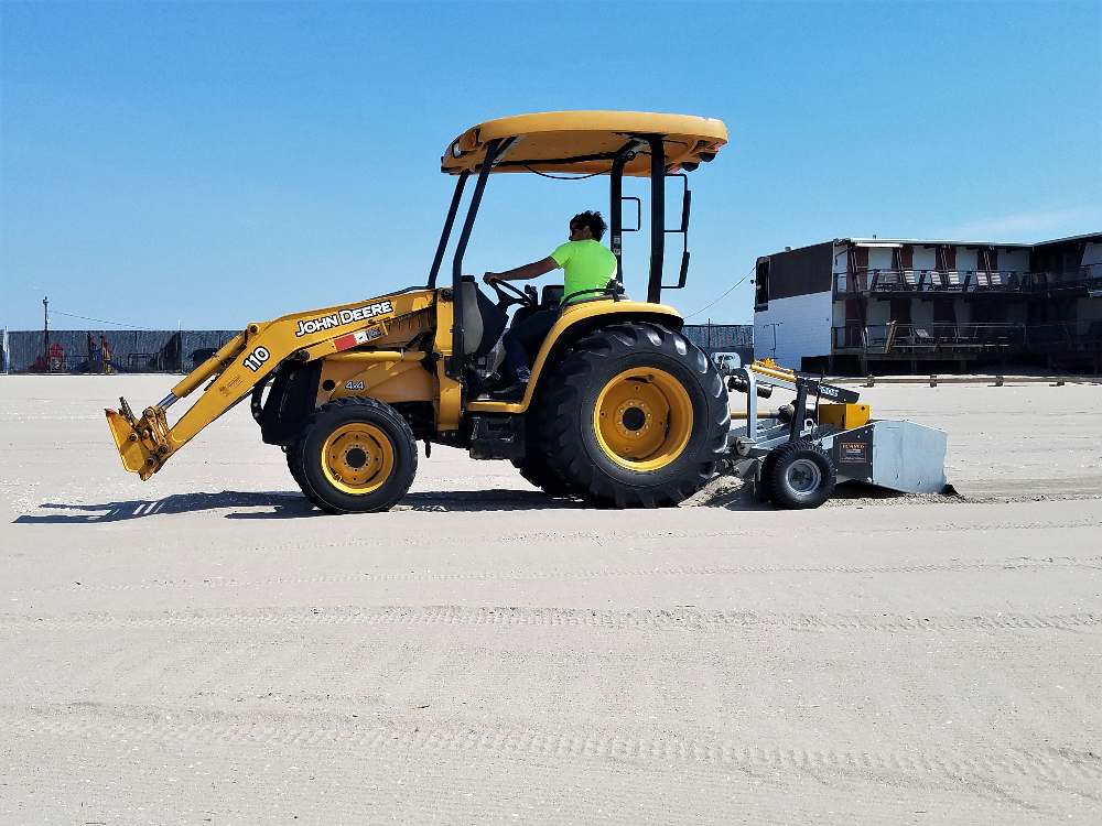 beach cleaner2.jpg